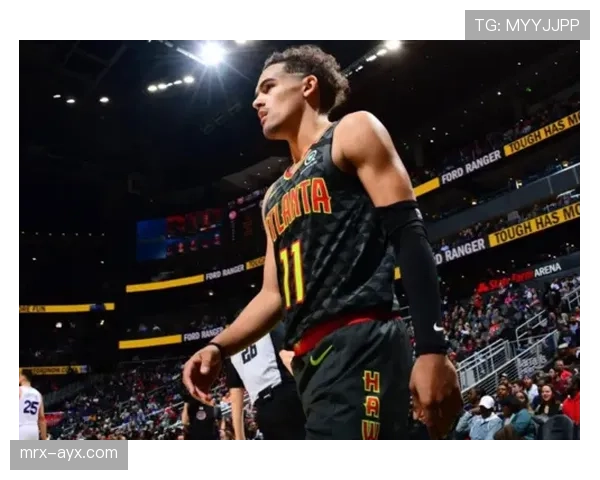 特雷·杨家的车库比我的房贷还贵