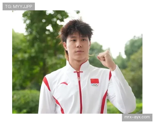 覃海洋还真是，比赛场上像猛兽，生活里居然这么宅不敢信！